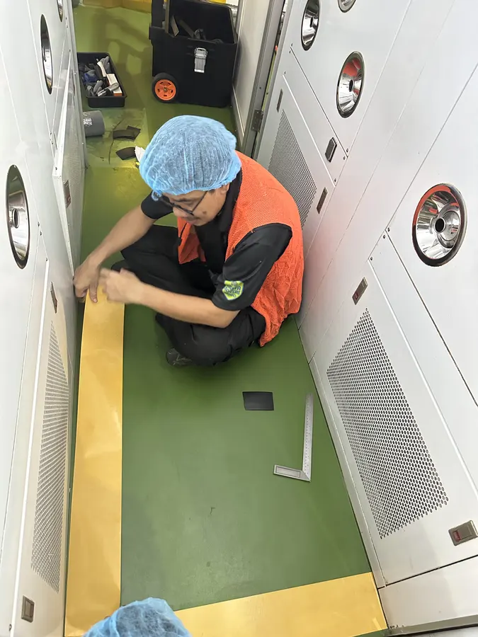 CC Matting installed at a gowning room threshold