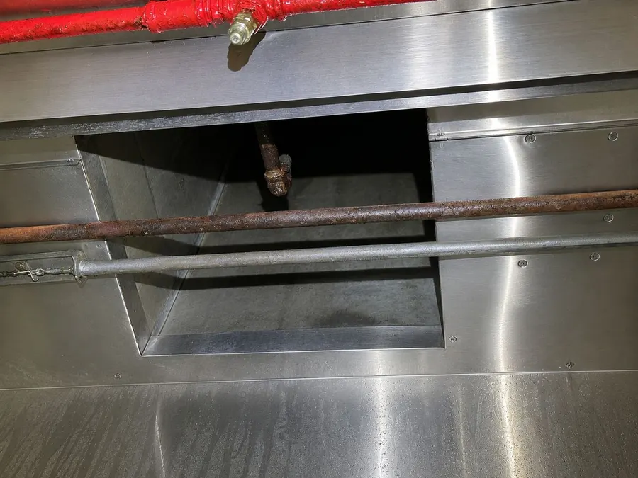 Kitchen hood after cleaning
